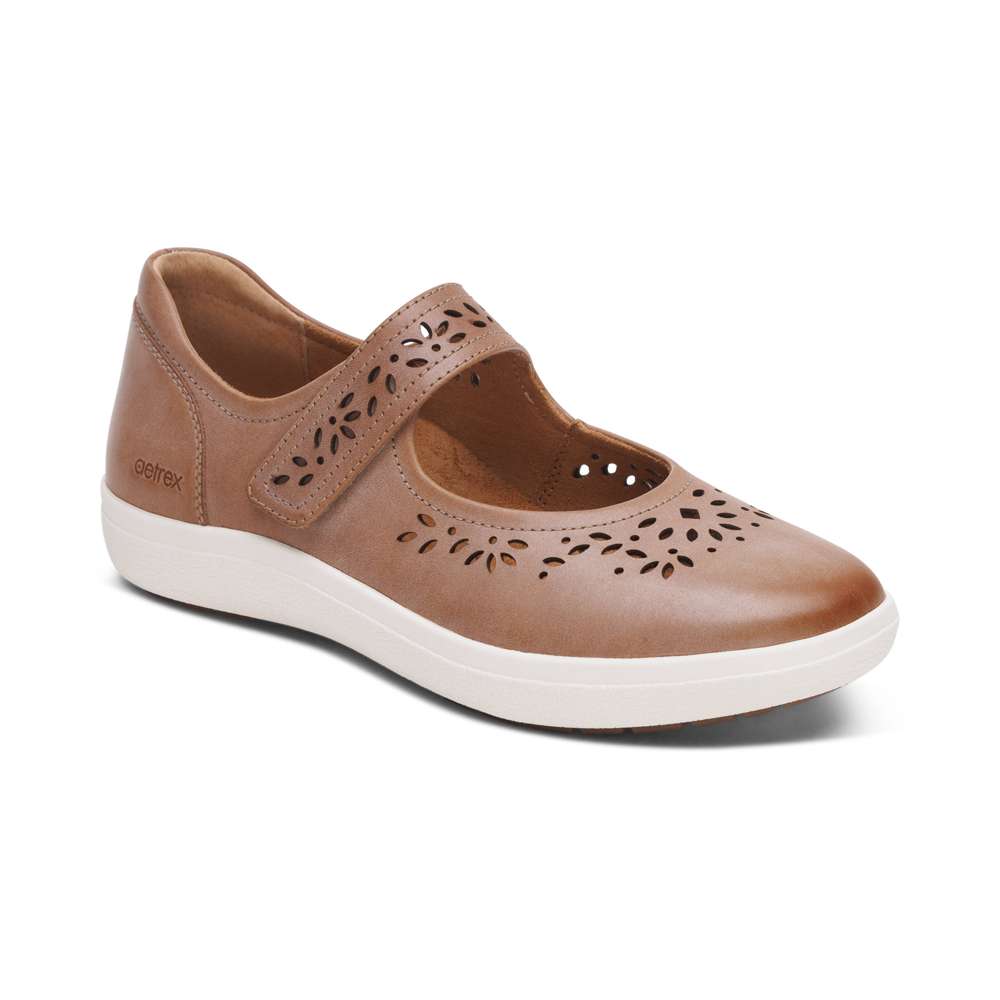 Erica Casual Sneakers - Tan
