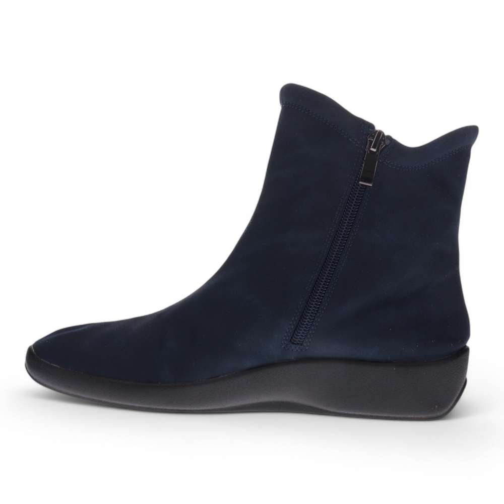 Karla Boots - Navy