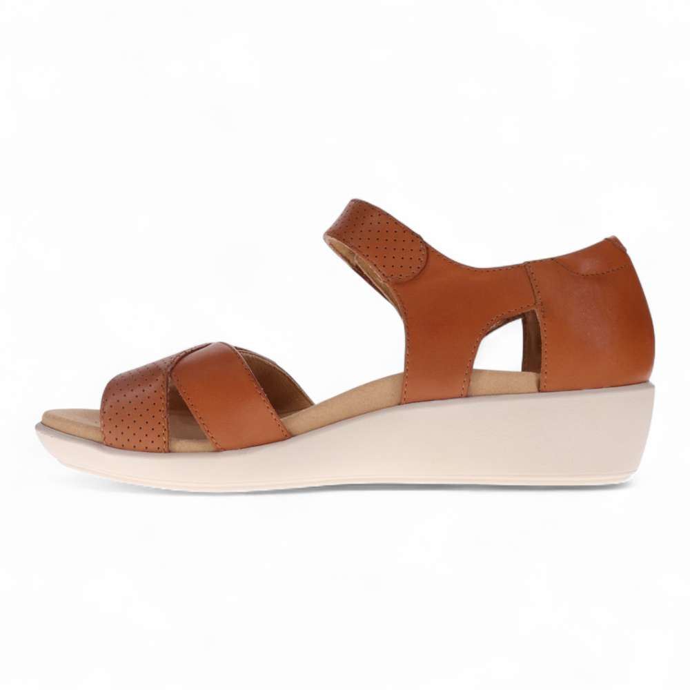 Taytay Wedge Sandal - Tan