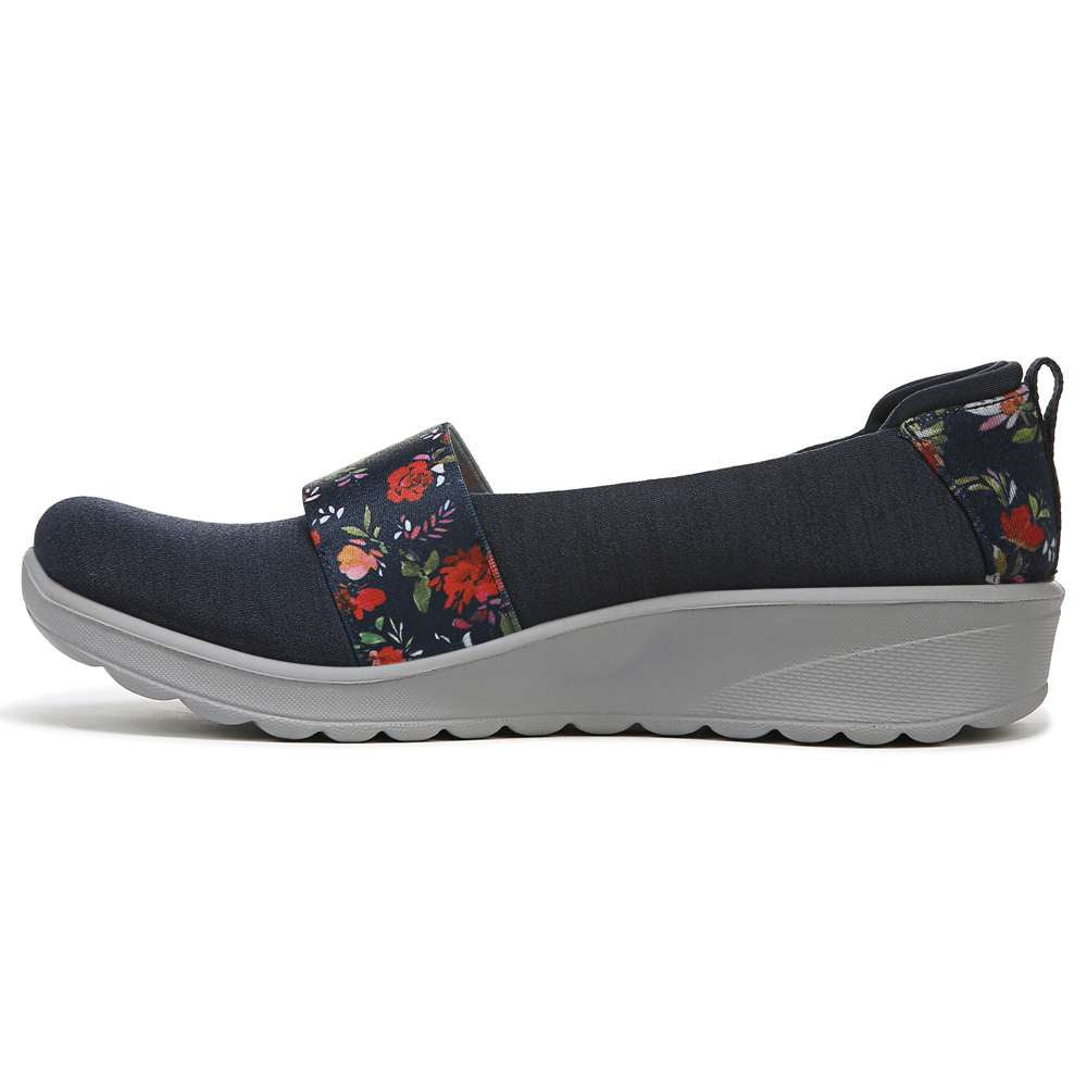 Gracie Slip-On Loafer - Navy Floral