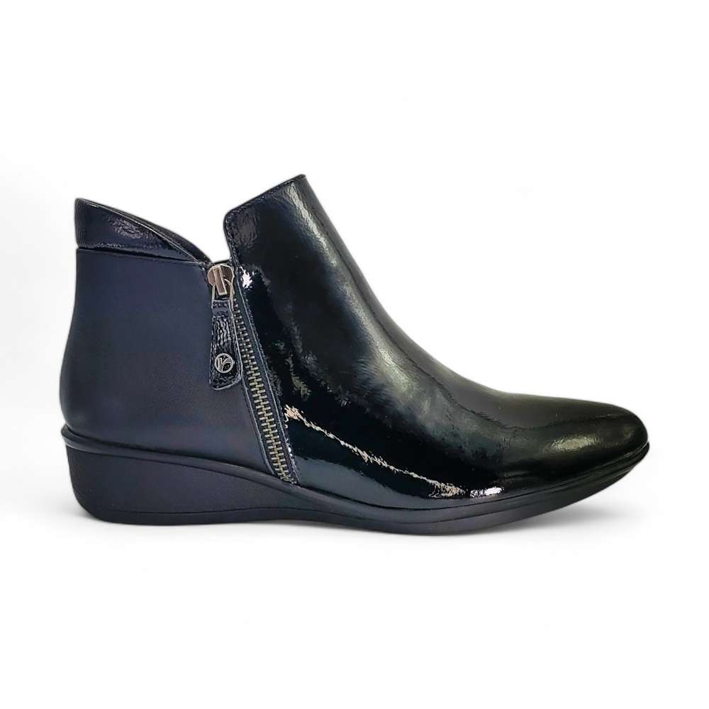 Damascus Boot - Black Patent