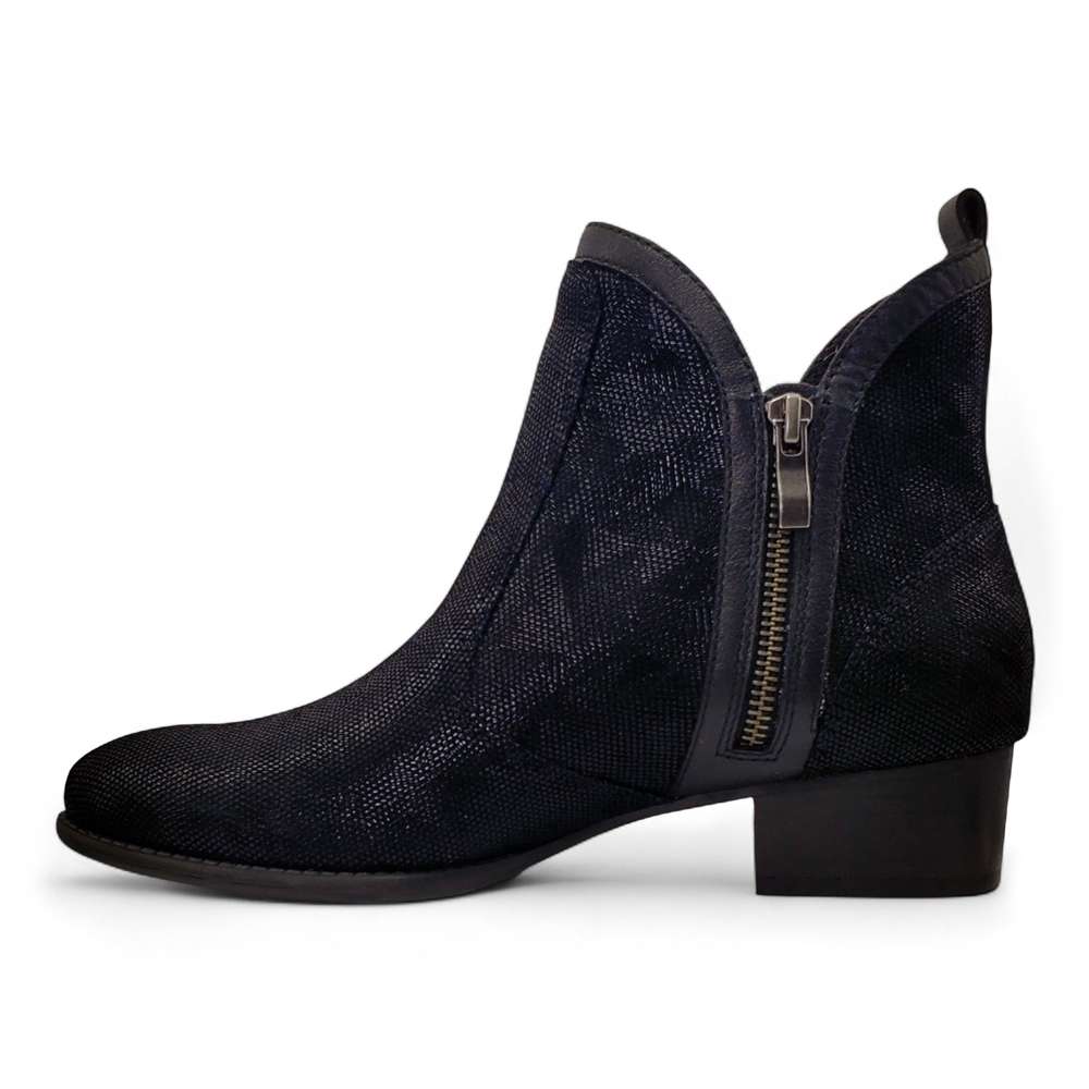 Siena II Bootie - Black Angle