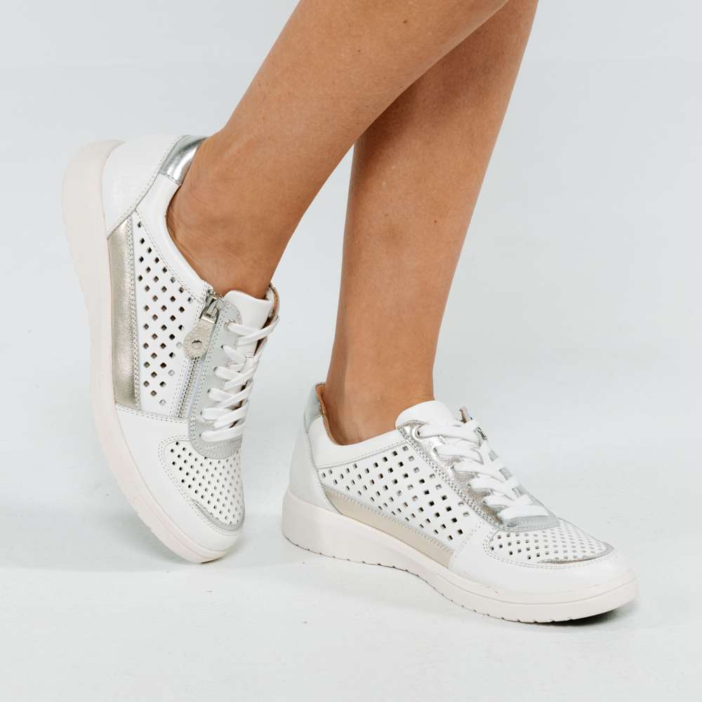 Baxley Sneaker - White/Apricot